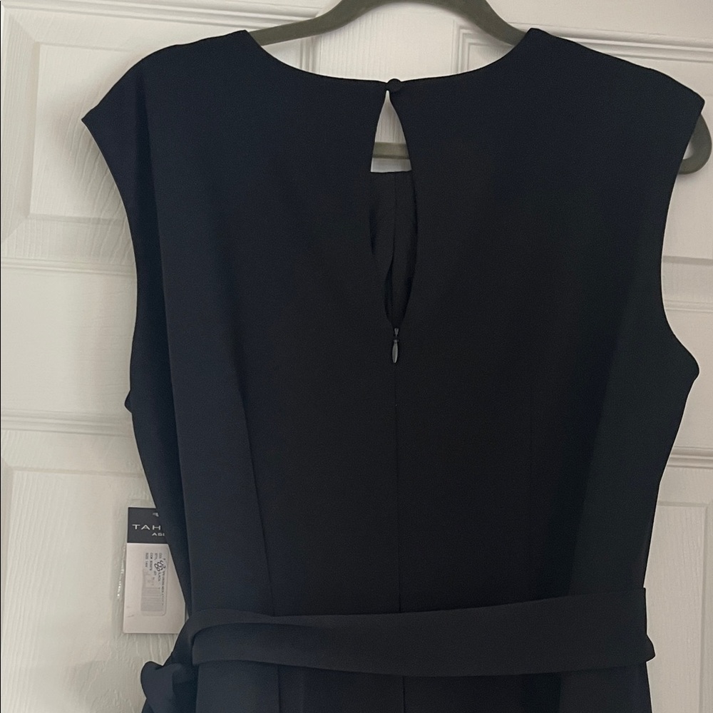 Tahari ASL Twist Neck Classic Black Sleeveless Jumpsuit NEW - Picture 8 of 10
